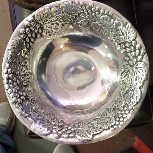 Old Town Imports Other - Old Town Imports silver aluminum decorative bowl